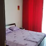 Alexandra Apolonia エフォリエ・ノルド