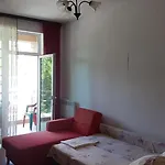 Alexandra Apolonia * エフォリエ・ノルド